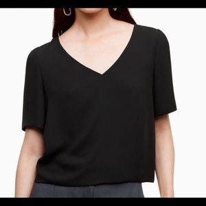 Aritzia Babylon Randy Top Black V Neck, Medium